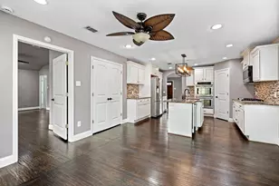 8406 Lakemont Dr, Dallas, TX 75209 - Photo 9