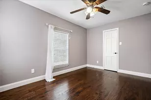 8406 Lakemont Dr, Dallas, TX 75209 - Photo 17