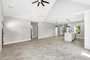 908 Crittendon St, Bridgeport, TX 76426 - Photo 11