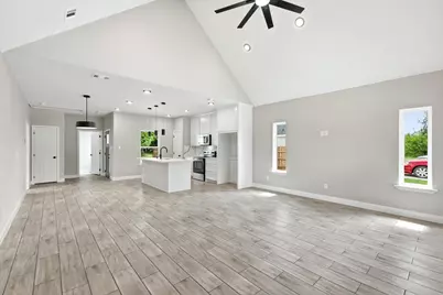 908 Crittendon Street, Bridgeport, TX 76426 - Photo 9