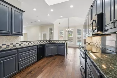 18515 Park Grove Lane, Dallas, TX 75287 - Photo 15