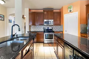 2637 Timberhollow Dr, Little Elm, TX 75068 - Photo 5