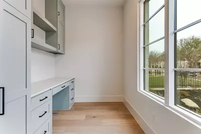 5501 Pershing Avenue, Fort Worth, TX 76107 - Photo 9