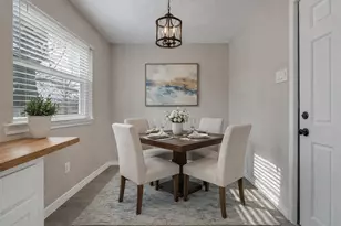 820 E Glendale St, Crowley, TX 76036 - Photo 3