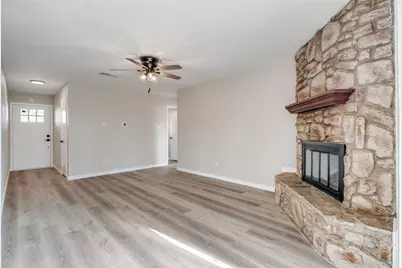 820 E Glendale Street, Crowley, TX 76036 - Photo 7