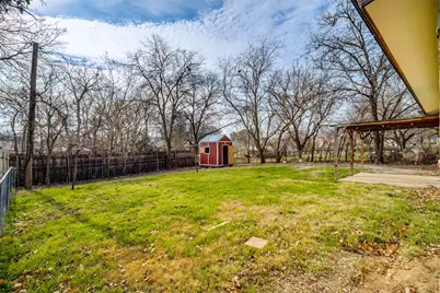 820 E Glendale Street, Crowley, TX 76036 - Photo 15