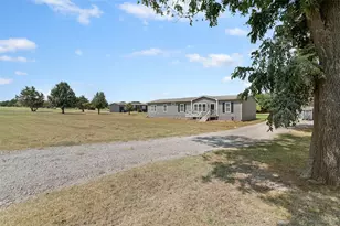 2135 Co Rd 176, Whitesboro, TX 76273 - Photo 25
