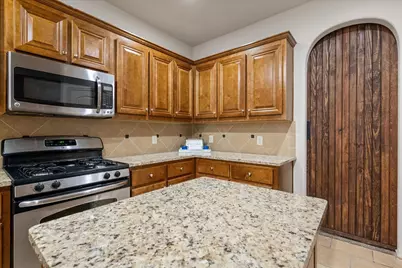 6805 Biondi Trail, Arlington, TX 76001 - Photo 13