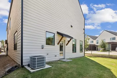 305 Tillery Circle, Grapevine, TX 76051 - Photo 35