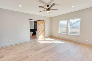 808 N Main St, Tioga, TX 76233 - Photo 13