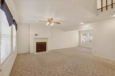 1017 Parkhill Avenue, Saginaw, TX 76179 - Photo 7