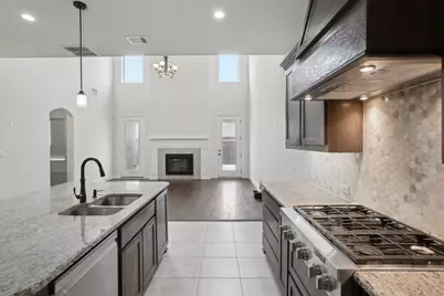 6625 Titus Lane, Frisco, TX 75036 - Photo 9