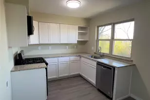 807 Crockett, Midlothian, TX 76065 - Photo 19