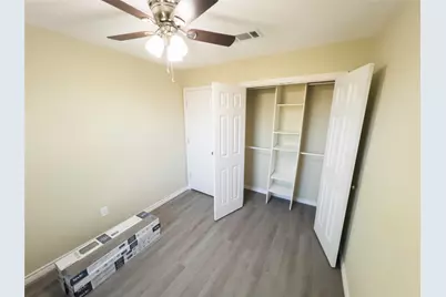 807 Crockett, Midlothian, TX 76065 - Photo 17