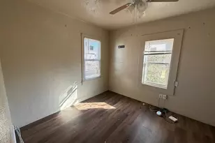 814 Tennessee St, Graham, TX 76450 - Photo 5