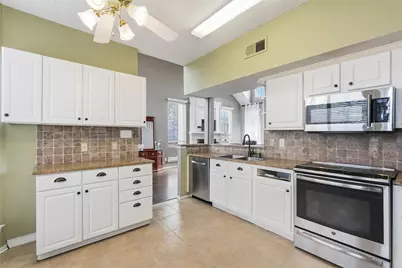 1042 Crestline, West Tawakoni, TX 75474 - Photo 11