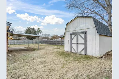 7621 Meadowbrook Drive, Watauga, TX 76148 - Photo 21