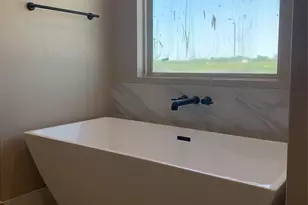 1026 Co Rd 1610, Lone Oak, TX 75453 - Photo 17