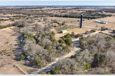 563 County Road 4730, Leonard, TX 75452 - Photo 37