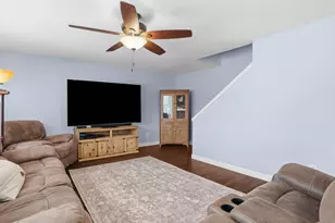 1374 Honeysuckle Ln, Lewisville, TX 75077 - Photo 11