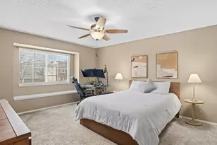 1374 Honeysuckle Ln, Lewisville, TX 75077 - Photo 21