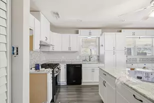 1012 Glynn Oaks Dr, Arlington, TX 76010 - Photo 9