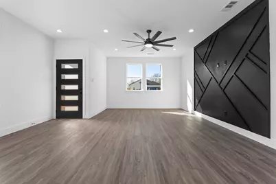 2621 College Street, Greenville, TX 75401 - Photo 7