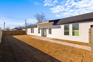 2621 College St, Greenville, TX 75401 - Photo 27