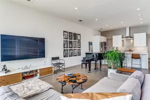 5804 Bryan Pkwy, Dallas, TX 75206 - Photo 3