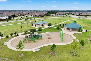 1517 Sawyer Dr, Aubrey, TX 76227 - Photo 37