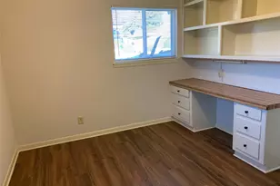 1402 S Cliff St, Decatur, TX 76234 - Photo 9