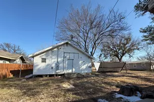 812 Tennessee St, Graham, TX 76450 - Photo 15