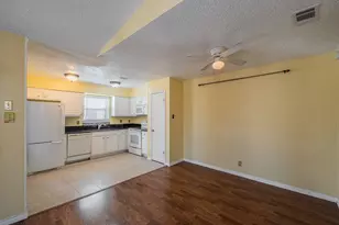 1208 Calico Ln, Arlington, TX 76011 - Photo 7