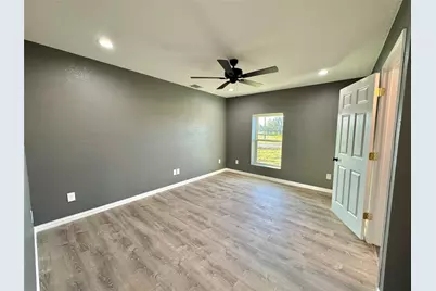 200 Lois Circle, Granbury, TX 76049 - Photo 15