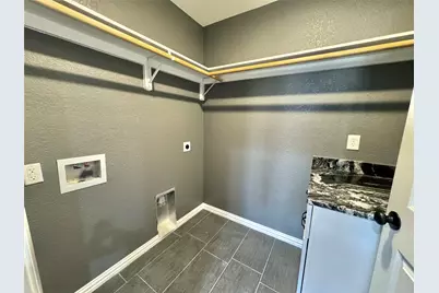 200 Lois Circle, Granbury, TX 76049 - Photo 21