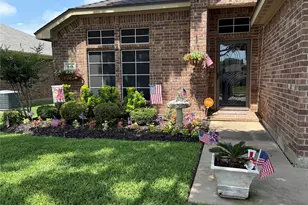 648 Handle Dr, Crowley, TX 76036 - Photo 7