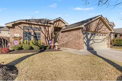 648 Handle Drive, Crowley, TX 76036 - Photo 5