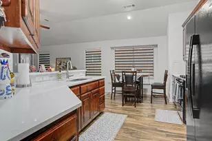 648 Handle Dr, Crowley, TX 76036 - Photo 23