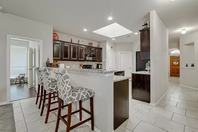 6815 Biondi Trail, Arlington, TX 76001 - Photo 3