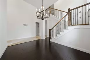 7408 Durand Dr, Irving, TX 75063 - Photo 3