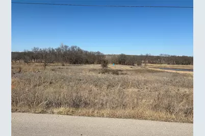 390 Rolling Hills Boulevard, Alvord, TX 76225 - Photo 1