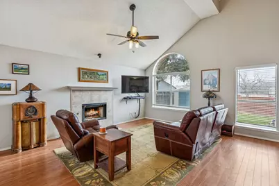 1945 Helen Lane, Lewisville, TX 75067 - Photo 7