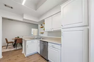 8600 Coppertowne Ln, Dallas, TX 75243 - Photo 17