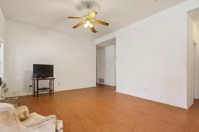 400 Wildcat Drive, Lacy Lakeview, TX 76705 - Photo 5