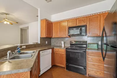 400 Wildcat Drive, Lacy Lakeview, TX 76705 - Photo 9