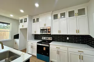 5917 Barkridge Dr, Granbury, TX 76048 - Photo 11