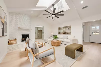 2404 Acacia Street, Richardson, TX 75082 - Photo 9