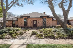 2404 Acacia St, Richardson, TX 75082 - Photo 1