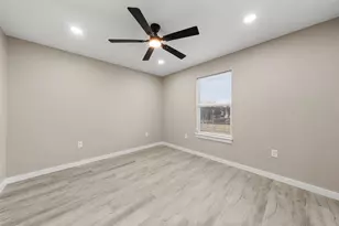 1905 Sanger Ave, Waco, TX 76707 - Photo 15