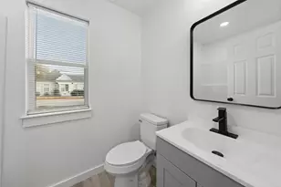 1905 Sanger Ave, Waco, TX 76707 - Photo 11